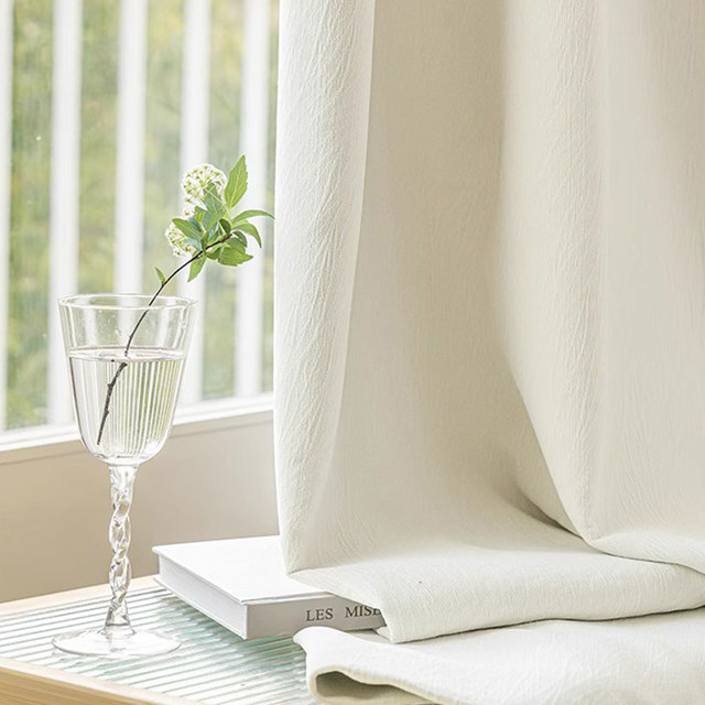 The Best Ways to Style White Curtains for a Minimalist Look